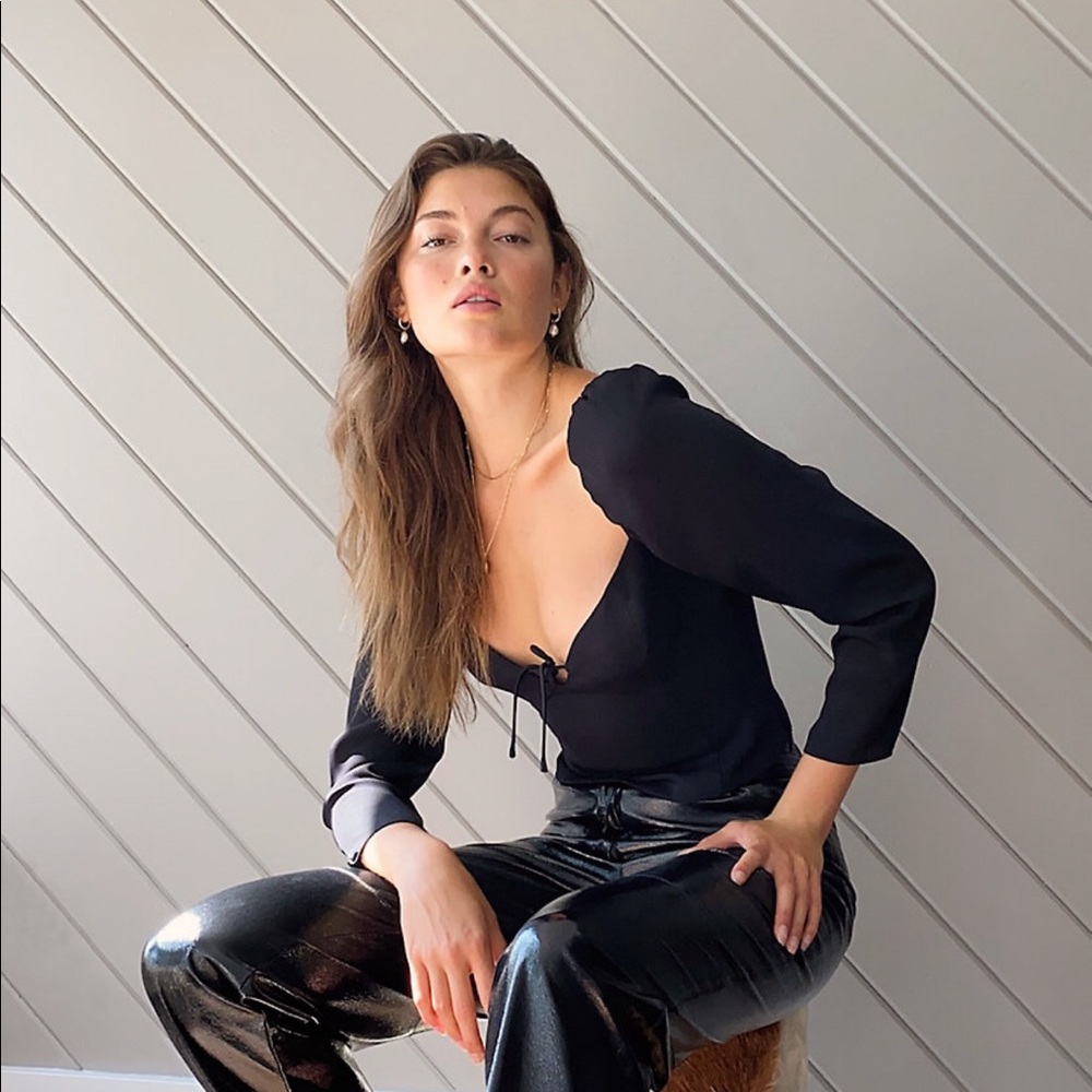 Aritzia Black Blouse